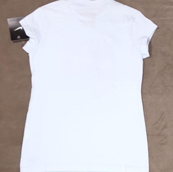 Nike Running Shirt Girls Size Medium Sky Blue Powder Purple Multi New - Picture 4 of 8